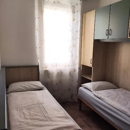 La Casara In The Center דירה לאזיסה