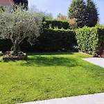 Appartamento Centro Lazise Con Piscina E Giardino Privato